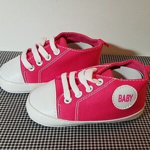 Sneakers Pink Shoes 12-18mo ths (5 1/2" x 2 1/4")